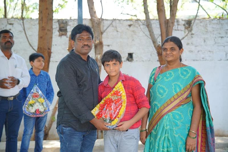 Shs Vaari Sainik School Coaching Dinnadevarapadu Road In Kurnool - Photo No. 01