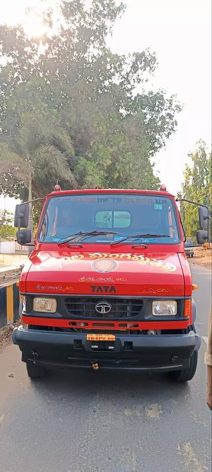 gubbala mangamma thalli septic tank cleaning main road in machilipatnam - Photo No.0