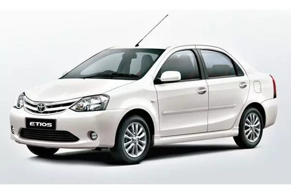 kumar car travels main road in nandyal - Photo No.7