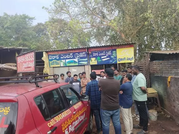 sr driving school saibaba temple road in palakollu - Photo No.21