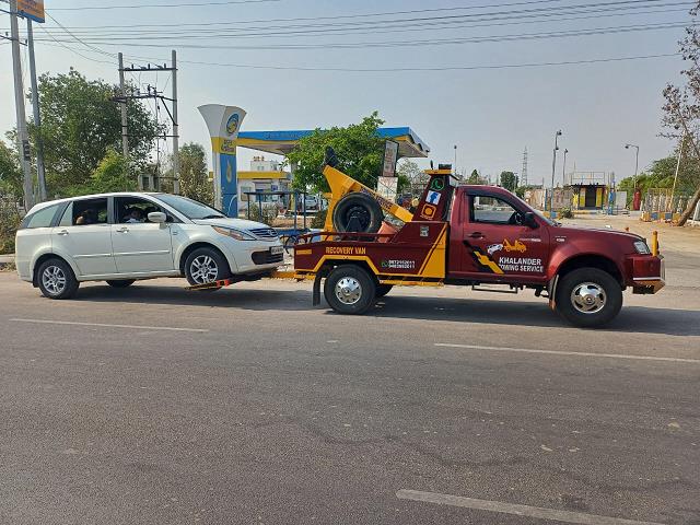 Khalander Towing Service Raichur Bandenawaz Colony Raichur - Photo No. 01