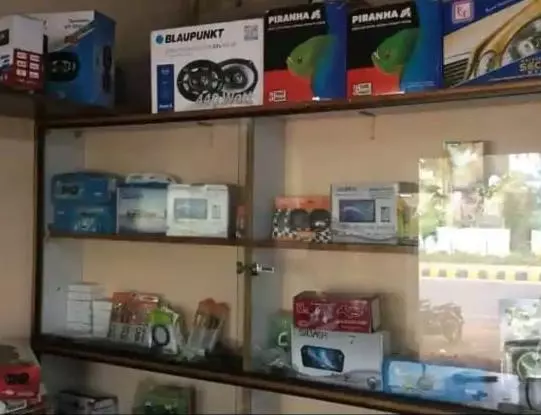 f2 accessories lalacheruvu in rajahmundry - Photo No.18