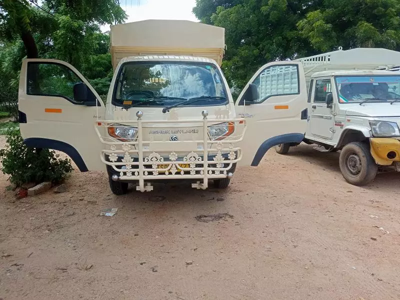 Sri Rajeswari Packers And Movers Navabharath Junction In Srikakulam - Photo No. 91