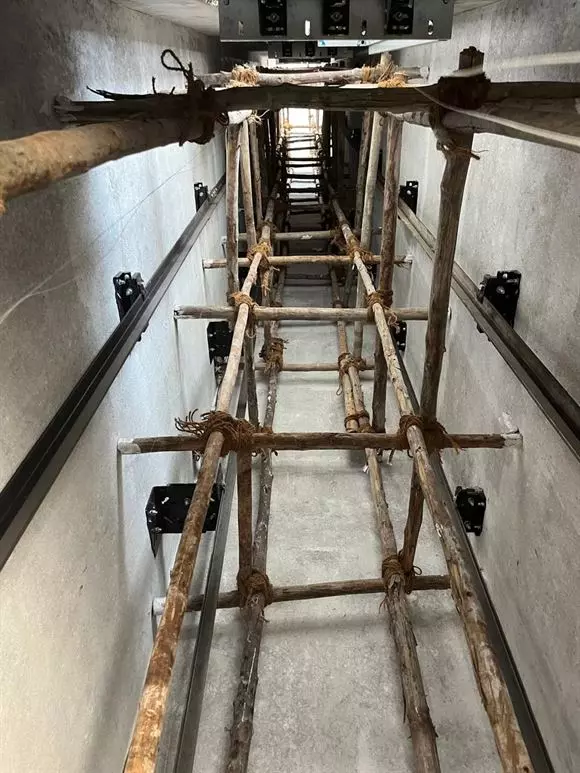 jindal lifts mg road in suryapet - Photo No.4