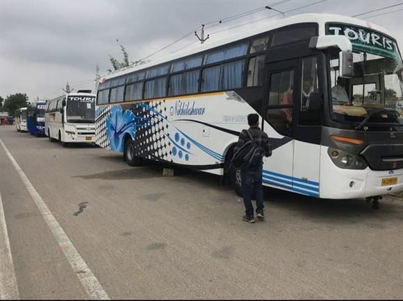 Vgs Tours And Travels Car Tempo Traveller Mini Bus Rentals In Tirupati - Photo No. 11