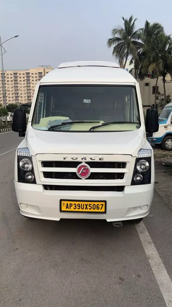 sri rajyalakshmi tours and travels main road in tirupati - Photo No.20