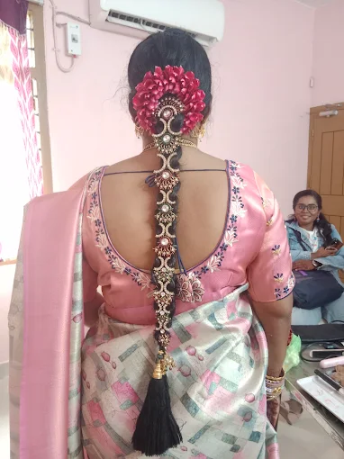 pls beauty studio and academy padmavathi mahila university in tirupati - Photo No.21