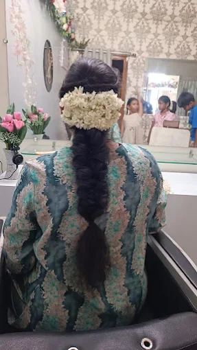 pls beauty studio and academy padmavathi mahila university in tirupati - Photo No.4