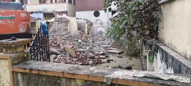 Malleswari Old Building Dismanlting Works Ajit Singh Nagar In Vijayawada - Photo No. 31