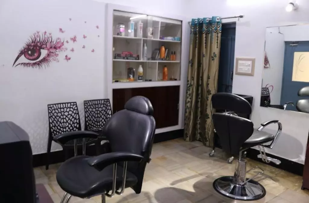 b beauty care gannavaram in vijayawada - Photo No.5