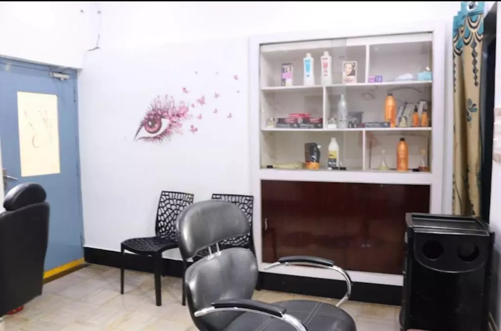B Beauty Care Gannavaram In Vijayawada - Photo No. 41