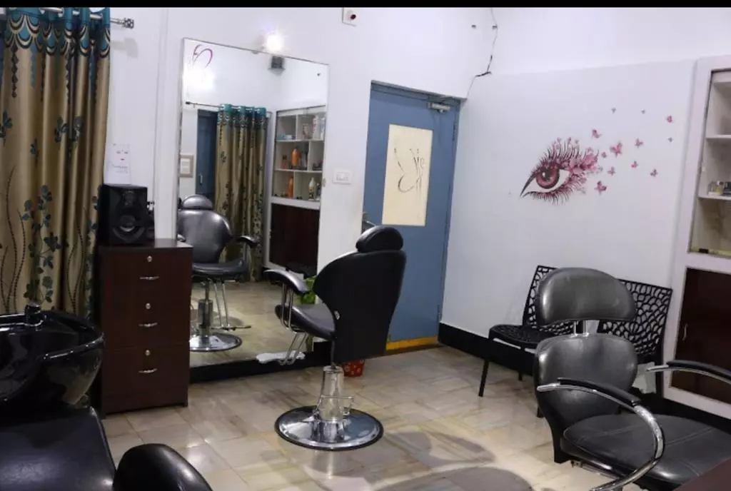 B Beauty Care Gannavaram In Vijayawada - Photo No. 11