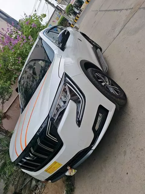 Bnr Self Drive Cars Travels Vidyadharapuram In Vijayawada - Photo No. 01