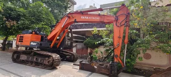 malleswari old building dismanlting works ajit singh nagar in vijayawada - Photo No.25