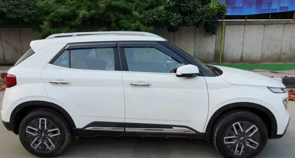 Vishva Tours And Travels Benz Circle In Vijayawada - Photo No. 11