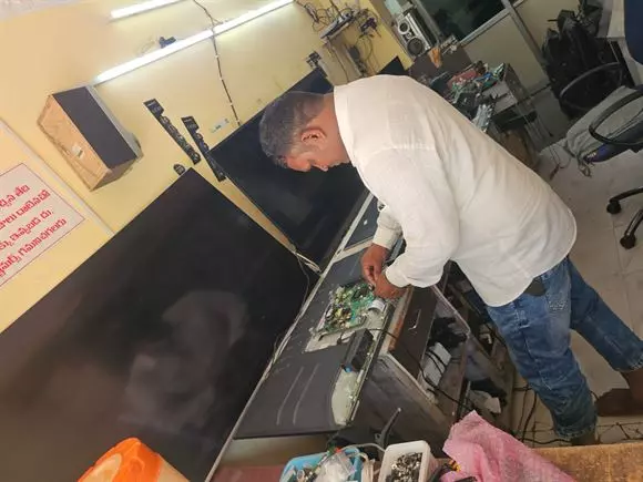 ammulu tv repair auto nagar in vijayawada - Photo No.3