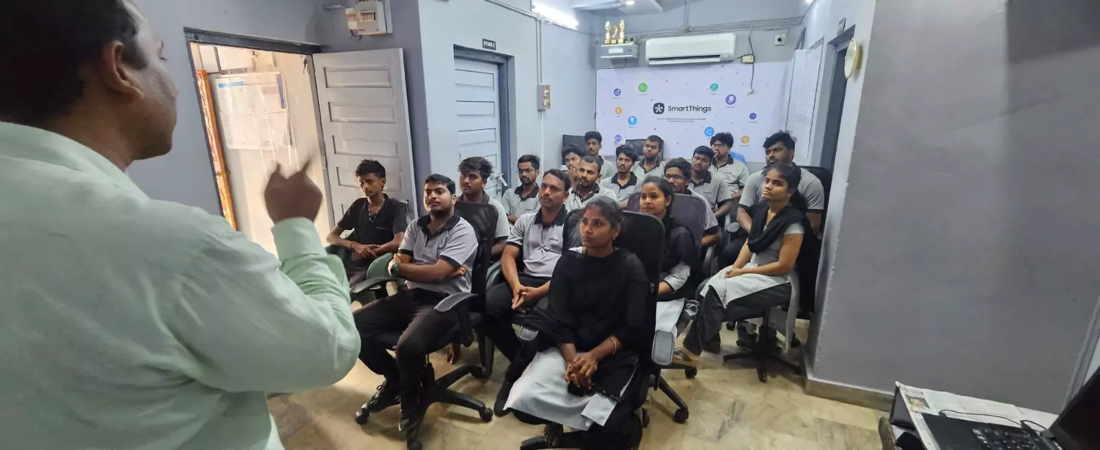 ss service center madhurawada in visakhapatnam - Photo No.9