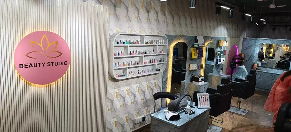 beauty studio sriharipuram in visakhapatnam - Photo No.1