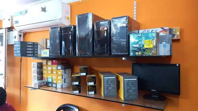 Universal Computers Akkayyapalem In Visakhapatnam - Photo No. 01