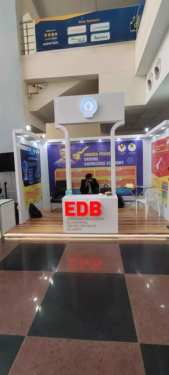 digital zone srinagar in visakhapatnam - Photo No.23
