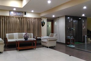 Gemini Lodge Bowadara Road In Visakhapatnam - Photo No. 01