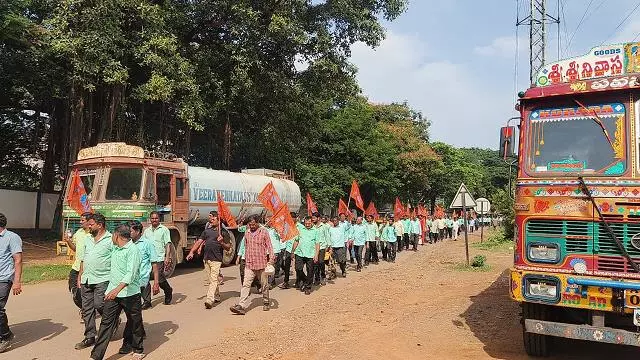 mylon contract workers union pusapatirega in vizianagaram - Photo No.1