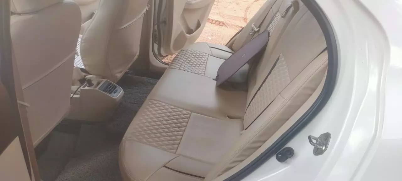 Srinivasa Car And Travels Razam In Vizianagaram - Photo No. 31